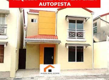 Casa de 4 habitaciones, Guayaquil · Alquilo Villa Urb. La Perla, Etapa 2, 4 Dorm., Av Narcisa de Jesus
