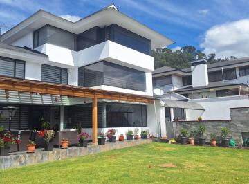 Casa de 6 habitaciones, Quito · Kanda Inmobliaria Vende Bosque Casa de Lujo 4 Dorm. con Amplio Jardin