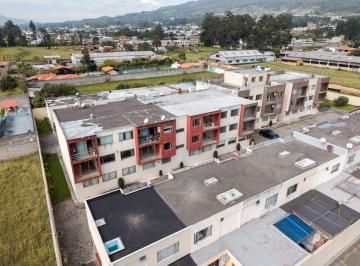 Departamento de 3 habitaciones, Quito · Departamento en Venta en Conocoto