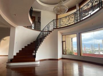 Casa de 5 habitaciones, Quito · Casa en Renta | Cumbayá – La Primavera
