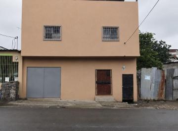 Casa · 272m² · 5 Habitaciones · 1 Estacionamiento · Casa en Venta Pancho Jacome, Norte de Guayaquil Joeg