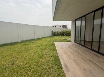 Casa de 3 habitaciones, Guayaquil · Impecable y Moderna Casa de Estreno de 3 Dorm., Isla Mocoli