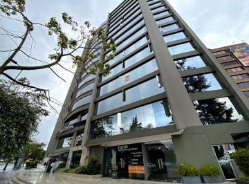 Oficina comercial , Quito · Renta Oficina La Carolina Edificio Parque Central