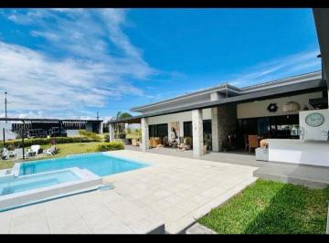 Quinta vacacional en Venta de 4 habitaciones Yungilla · Bella Quinta en Yunguilla en Venta