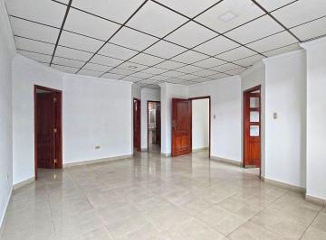 Departamento de 3 habitaciones, Guayaquil · Departamento en Alquiler, 3 Dorm. y Garaje - Conjunto Cerrado Cdla. Garzota, Diagonal a Templo Chino