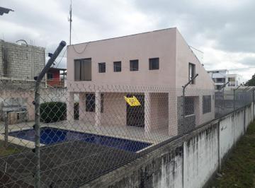 Casa de 3 habitaciones, Same · Bonita Casa en Tonsupa, con Piscina, a 3 Cuadras del Mar