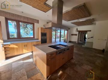 Casa · 720m² · Casa en Cumbayá