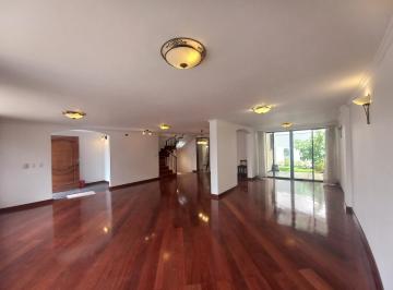 Casa · 291m² · 5 Habitaciones · 3 Estacionamientos · Vendo Excelente Casa Esquinera Dentro de Urbanización Jardines de Amagasí