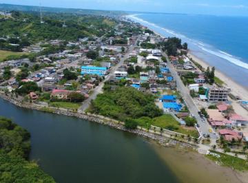 Terreno / Lote · 200m² · Lotes de Terreno de 200 m² en Montañita en Venta en Conjunto Al Pie del Mar