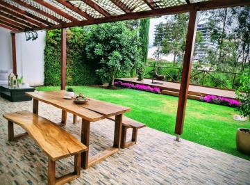 Casa · 350m² · 4 Habitaciones · 3 Estacionamientos · Casa de Venta de 4 Dorm. en Cumbayá, Sector Potrero Lumbisi