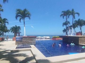 Departamento de 3 habitaciones, Atacames · Departamento 126 m² 3 Dorm. en Venta Tonsupa Primera Linea de Playa Acceso Directo Al Mar