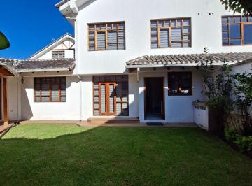 Casa de 4 habitaciones, Quito · Casa Venta Cerca Universidad Sek