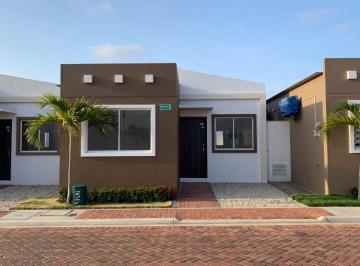 Casa de 3 habitaciones, Santa Elena · Vendo Casa de 3 Dorm. en Santa Elena en Urbanizacion Cerrada