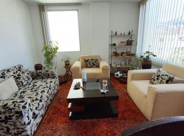 Departamento de 2 habitaciones, Quito · Vendo Departamento Mariana de Jesús