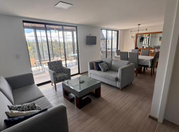 Casa de 3 habitaciones, Quito · Casa de Venta en Zambiza
