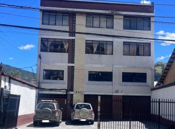 Edificio-Hotel-Fabrica de 11 habitaciones, Quito · Venta Casa Rentera Sur - La Villaflora