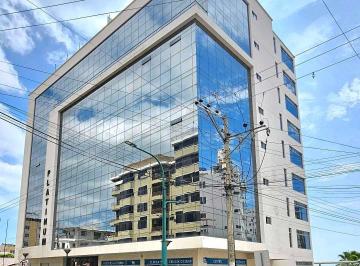 Oficina comercial · 140m² · 2 Estacionamientos · Vendo Oficina Edf. Platinium. Av Flavio Reyes