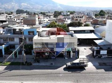 Casa de 5 habitaciones, Ibarra · Casa Rentera en Venta - Sector Laguna Mall, Ibarra