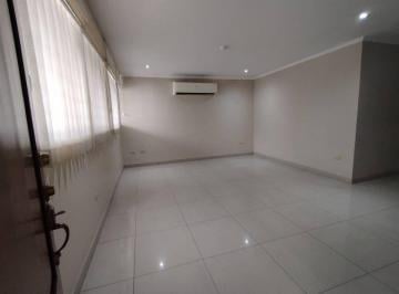 Departamento de 3 habitaciones, Guayaquil · Bonito Departamento, Planta Baja