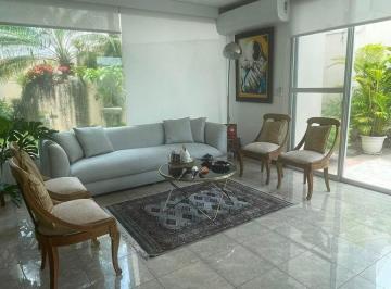 Casa de 4 habitaciones, Guayaquil · Amplia Casa de 4 Dorm., en Venta en Los Ceibos