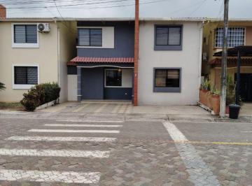 Casa de 5 habitaciones, Guayaquil · Oportunidad Exclusiva Casa en Urb. Milan de 5 Habitaciones en Venta - Buen Precio!