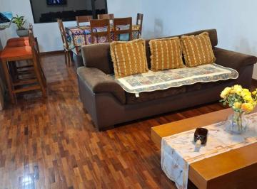 Departamento de 2 habitaciones, Quito · Rento Departamento Amoblado Rep del Salvador