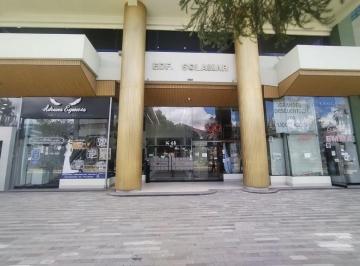 Oficina comercial , Quito · Oficina en Renta en La Av Colon