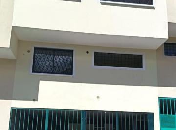 Casa de 3 habitaciones, Quito · Venta Casa Duplex Sector Santa Martha de Chillogallo