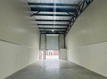 Bodega-Galpón , Guayaquil · Bodega con 6 m de Altura y 3 Parqueos - Almax + en Vía Samborondón