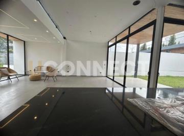 Casa de 3 habitaciones, Quito · Venta Casa Una Planta a Estrenar 3 Habitaciones + Estudio