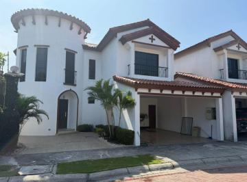 Casa de 5 habitaciones, Guayaquil · Alquilo Casa Terranostra, Vía a La Costa, Etapa Pedralbes, 5 Dorm., 8 Baños, Piscina, Jacuzzi
