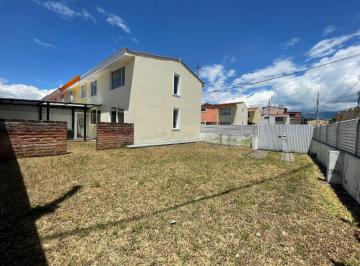 Casa de 3 habitaciones, Quito · Vendo Casa Sangolquí