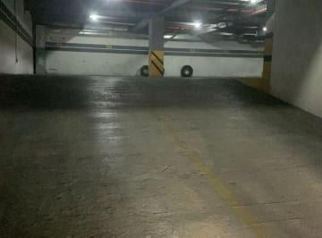 Parqueadero , Quito · Venta Parqueadero en Edificio de Oficinas Sector La Carolina