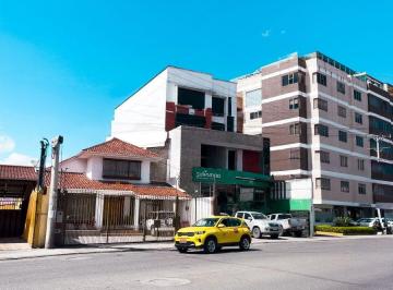 Casa de 1 habitación, Cuenca · Propiedad Comercial en Venta | Av Unidad Nacional, Sector Los Tótems – Cuenca