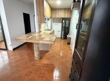 Departamento de 2 habitaciones, Guayaquil · Alquilo Departamento Cerca Al San Marino, Clinica Kennedy, Aeropuerto, Plaza Dañin, No Garage
