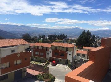 Casa de 3 habitaciones, Quito · Hermosa Casa de Venta Dentro de Conjunto Habitacional en El Valle de Los Chillos; Autopista General!