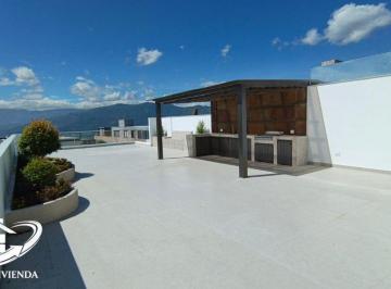 Departamento de 3 habitaciones, Quito · San Juan de Cumbayá, Departamento Tipo Casa Dúplex, Tres Dorm.