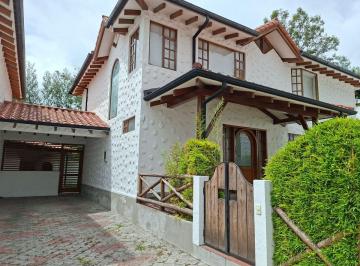 Casa de 3 habitaciones, Quito · Rento Linda Casa Tumbaco