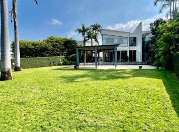 Casa de 5 habitaciones, Guayaquil · Exclusiva Casa Elegante en Venta y Alquiler con Vista Al Rio