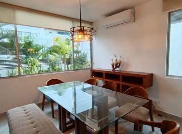 Casa de 4 habitaciones, Manta · Casa en Venta, Amplia, 4 Dorm., Urb. Manta Beach