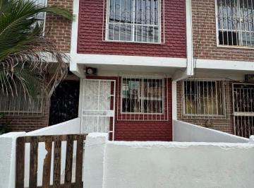 Casa de 2 habitaciones, Guayaquil · Casa de 2 Plantas en Venta – Urbanización Beata Mercedes Molina