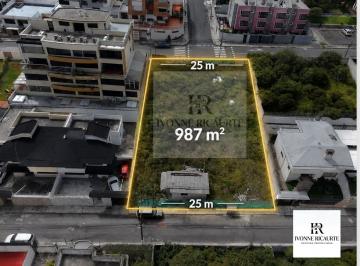 Terreno / Lote , Quito · Terreno de Venta Doble Frente de 987 m en Ponceano