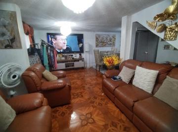 Departamento en Venta de 3 habitaciones Sur de Quito · Departamento en Venta