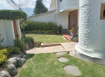 Casa de 3 habitaciones, Quito · Rento Hermosa Casa Frente Colegio Sek Quito