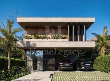 Casa · 240m² · 3 Habitaciones · 2 Estacionamientos · Venta de Casa en Isla Mocolí Vía Samborondón Am