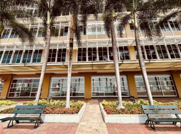 Local comercial · 172m² · 1 Estacionamiento · Venta o Alquiler de Local Comercial en Puerto Santa Ana Frente Al Río, Guayaquil Aa