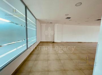 Oficina comercial · 184m² · 3 Estacionamientos · Alquiler de Oficina en Sector Comercial Premium - Kennedy Norte Aa
