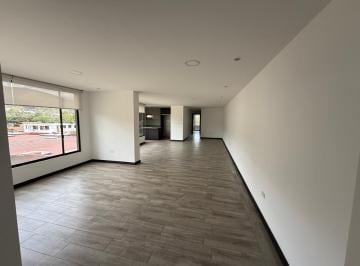 Departamento · 156m² · 3 Habitaciones · 2 Estacionamientos · De Oportunidad, Venta de Departamento en Tumbaco – Cerca de La Ruta Viva