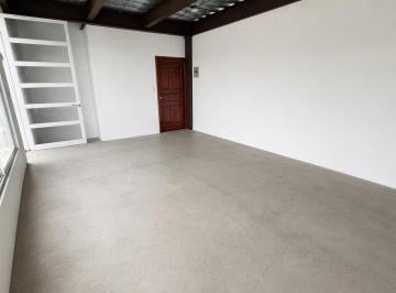 Oficina comercial , Quito · Hermosa Bodega de Arriendo Sector Santa Lucía