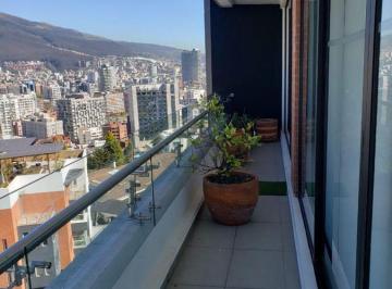 Departamento · 210m² · 3 Habitaciones · 2 Estacionamientos · Bellavista, Barrio Exclusivo Al Norte de Quito